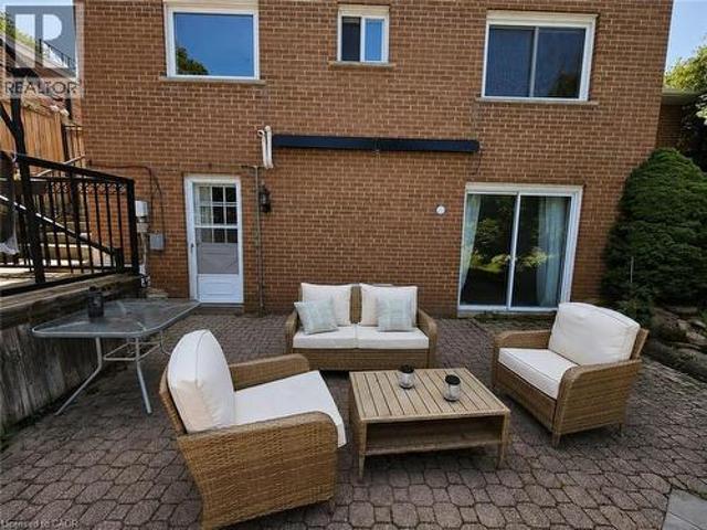 2351 Woking Crescent Unit# Basement, Mississauga, ON, L5K 1Z5 house for lease | Listing ID 40855 | Royal LePage