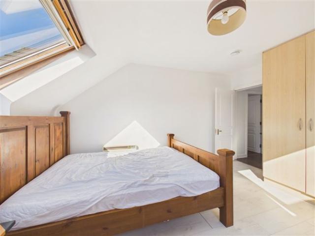 235,000 | 154 Manor Court, Western Distributor Road, Galway DNG Leonard & Heaslip 5019 MyHome. Ie Residential