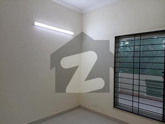 235 Sq Yd Villas At Precinct 31 Close To Gallery And Mosque Are Available FOR SALE Bahria Town Precinct 31