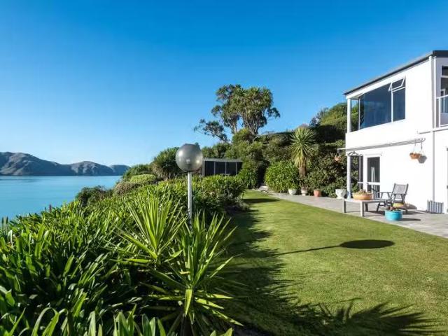 2/35 Ranui Crescent, Diamond Harbour, NZ 8972 House for Sale