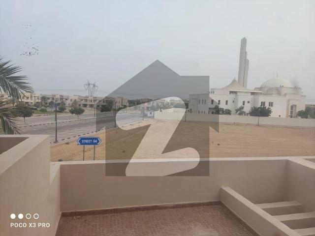 235sq yd Villas at Precinct 31 Close to Gallery and Mosque are Available FOR SALE Bahria Town Precinct 31