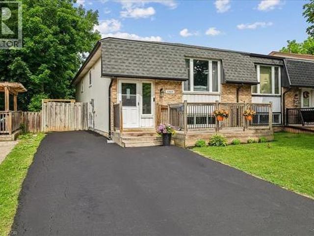 2367 Middlesmoor Crescent, Burlington, ON, L7P 3X4 house for sale | Listing ID 40842 | Royal LePage