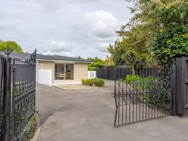2/367A Withells Road, Avonhead, NZ 8041 House for Sale