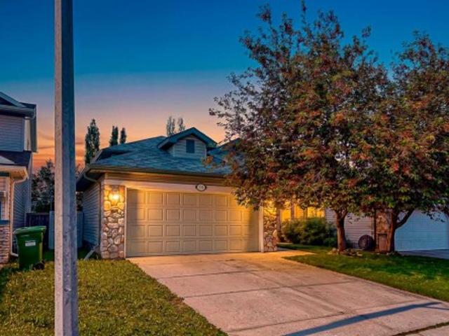 236 Covepark Close Ne, Calgary, AB, T3K 5R3 house for sale | Listing ID A2323 | Royal LePage