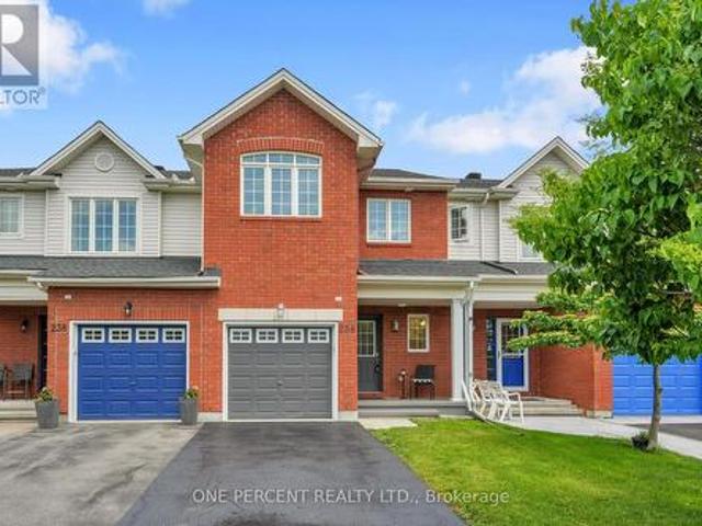 236 Arrita Street, Ottawa, ON, K2S 0J7 house for sale | Listing ID X13441 | Royal LePage