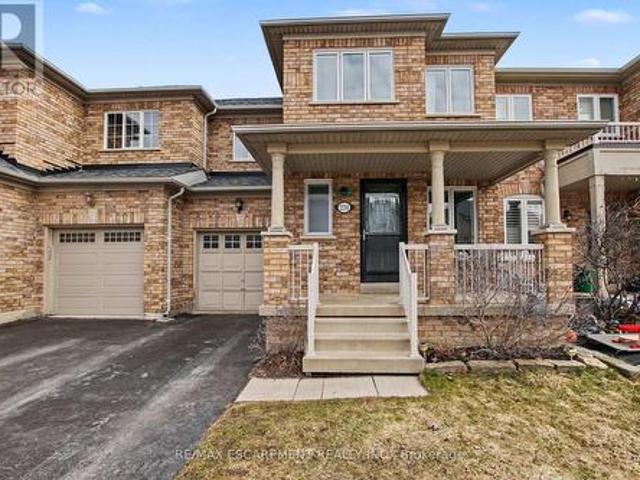 236 Fitzgerald Crescent, Milton, ON, L9T 5Y4 house for sale | Listing ID W13024 | Royal LePage