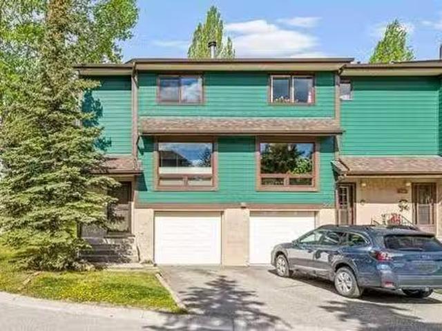 236 Kluane Street, Banff, AB, T1L 1C3 townhouse for sale Li.