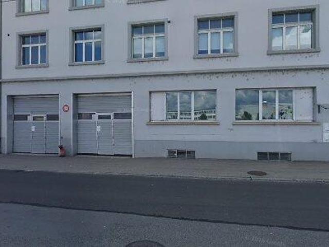236 m2 apartment for rent in Biel