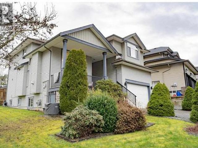 23717 Avenue, Maple Ridge, BC, V2W 1E7 Luxury House for sale | Listing ID R3143 | Royal LePage Carriage Trade Luxury Properties