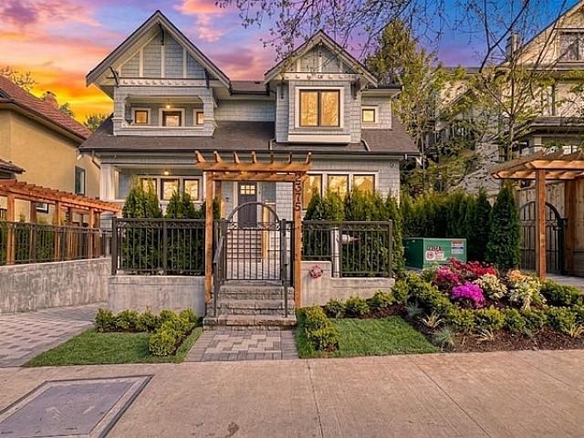 2373 W 7th Street Vancouver, British Columbia