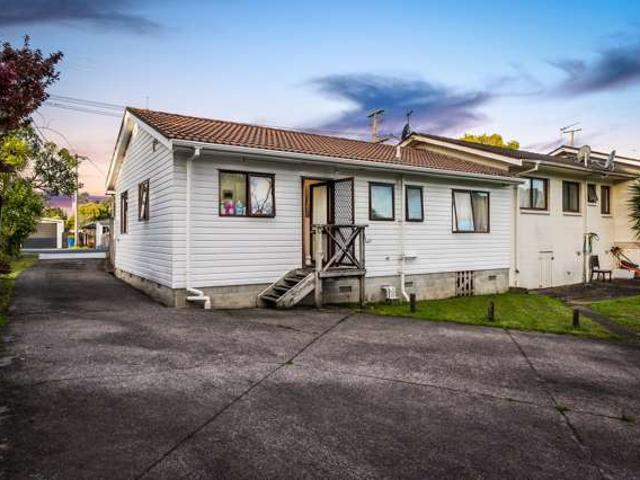 2/37 Blacklock Avenue, Henderson, Waitakere City