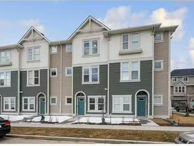 237 South Point Park Sw, Airdrie, AB, T4B 5G8 townhouse for.