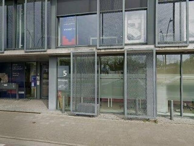 238 m2 office space for rent in Brugge