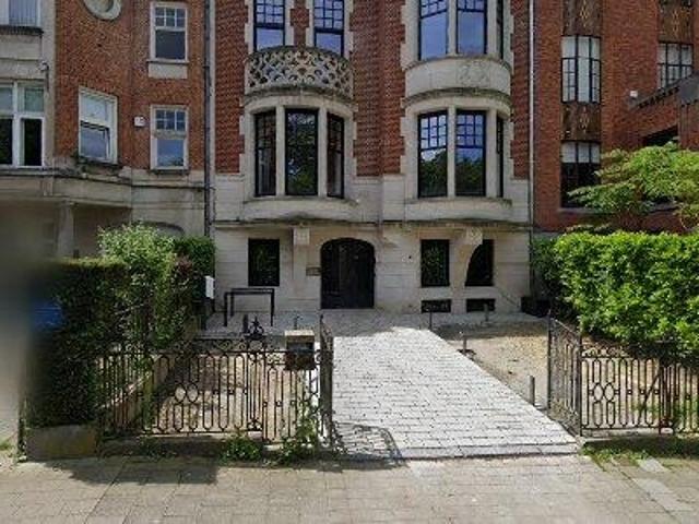 238 m2 office space for rent in Brussels Schaarbeek