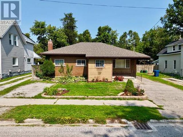 238 Mary Street, Orillia, ON, L3V 3E6 house for sale | Listing ID S13675 | Royal LePage