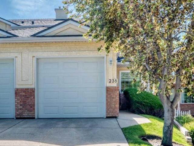 238 Scenic Acres Terrace Nw, Calgary, AB, T3L 1Y4 townhouse for sale | Listing ID A2323 | Royal LePage