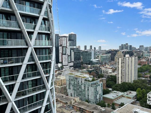 238 SIMCOE ST – SUITE 2806, Toronto