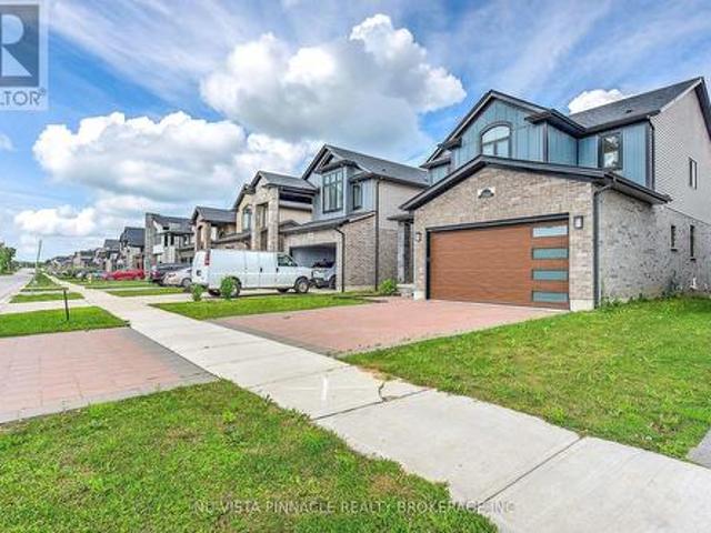 2394 Wickerson Road, London South K, ON, N6K 0B9 house for sale | Listing ID X13523 | Royal LePage