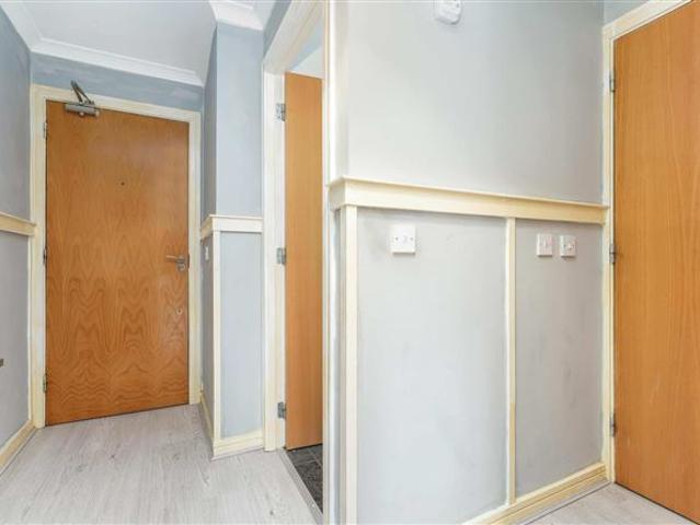 239,000 | Apartment 63, Block C, Seven Oaks, Sarsfield Road, Inchicore, Dublin 10 Ray Cooke Auctioneers 5000 MyHome. Ie Residential