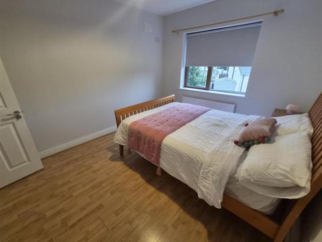 239,900 | 16 Bóthar Rogen, Dun Ri, Carrick On Shannon, Leitrim REA Brady 5019 MyHome. Ie Residential