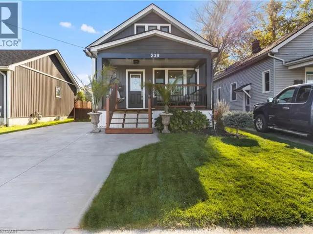239 BOWEN Road