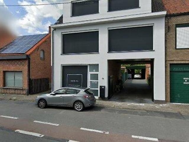 239 m2 office space for sale in Sint Niklaas