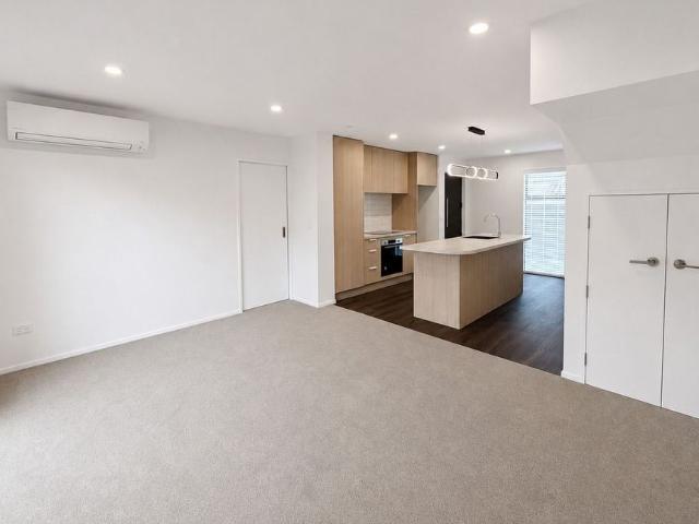 2/39 MacKenzie Avenue, Woolston, NZ 8023