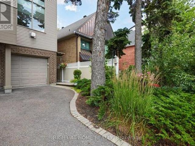 239A Sunnyside Avenue, Ottawa, ON, K1S 0R4 house for sale | Listing ID X13603 | Royal LePage