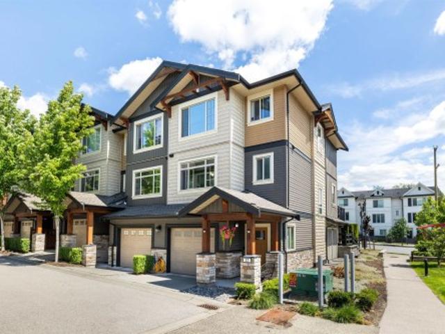 27 11305 Street, Maple Ridge, BC, V2W 0J1 townhouse for sale | Listing ID R3137 | Royal LePage