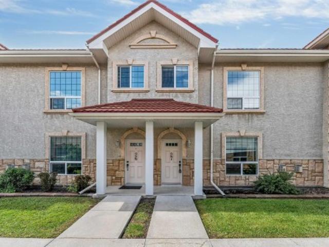 27 13825 Av Nw, Edmonton, AB, T6V 0B8 townhouse for sale | Listing ID E4500 | Royal LePage