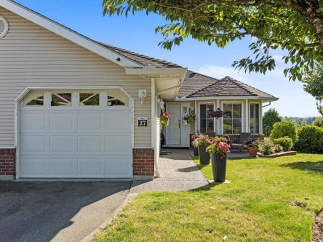 27 1973 Winfield Drive, Abbotsford, BC, V3G 1K6 townhouse for sale | Listing ID R3136 | Royal LePage