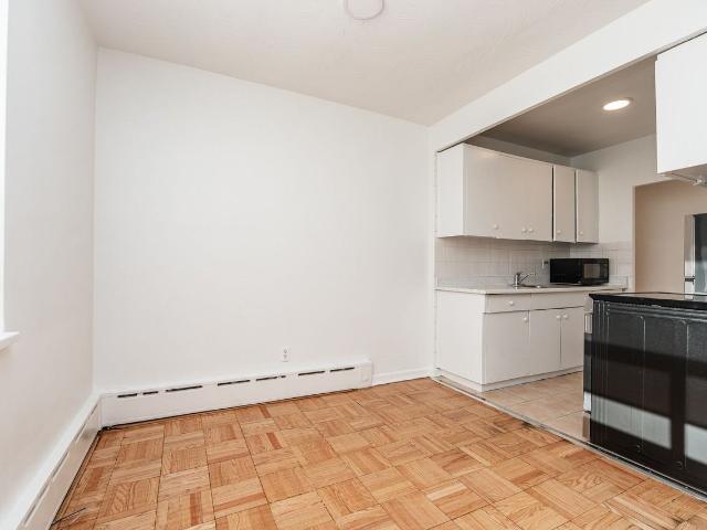 27 31 Paxtonia 2 Bedroom Apartment for Rent at 31 Paxtonia Blvd, Toronto, ON M3K 1W1 Downsview