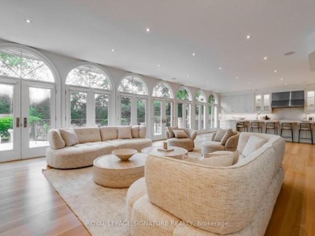 27 Teddington Park Avenue, Toronto, ON, M4N 2C4 Luxury House for sale | Listing ID C13158 | Royal LePage Carriage Trade Luxury Properties