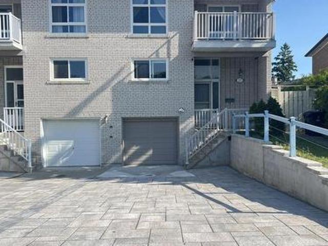 27 Tillplain Road, Toronto, ON, M3H 5R1 house for sale | Listing ID C13606 | Royal LePage