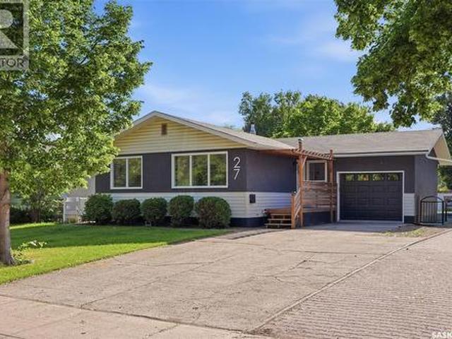 27 Walker Crescent, Saskatoon, SK, S7L 4H7 house for sale | Listing ID SK040529 | Royal LePage