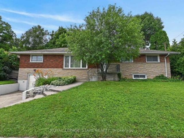 27 Ainslie Avenue, Hamilton, ON, L8S 2J5 house for sale | Listing ID X13533 | Royal LePage