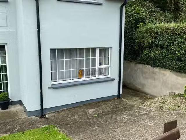 27 ballyraine park, Letterkenny, Co. Donegal is for rent