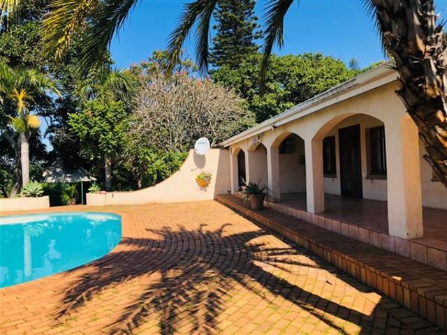 27 Bedroom House in Amanzimtoti