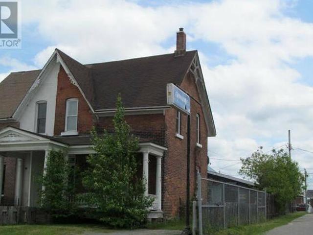 27 Beech ST E Chapleau Ontario