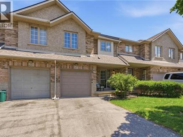27 Beech Street, Grimsby, ON, L3M 5L9 house for sale | Listing ID 40846 | Royal LePage