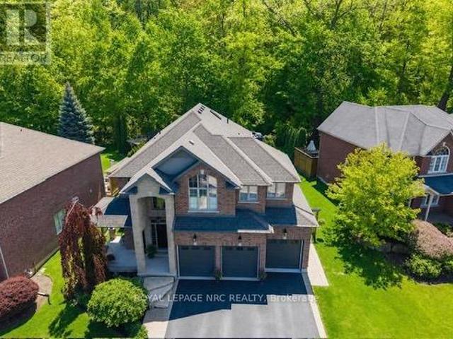 27 Bell Avenue, Grimsby East, ON, L3M 1B2 house for sale | Listing ID X13724 | Royal LePage