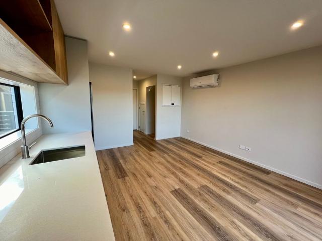 2/7 Birch Street