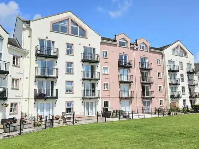 27 Castlerocklands