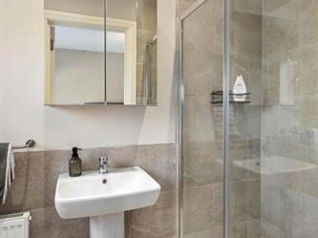 360,000 | 27 Cois Glaisin Lawn, Navan, Meath T&J Gavigan Navan 4992 MyHome. Ie Residential