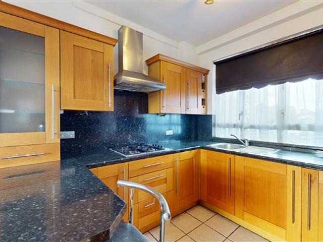 27 Clune Road, Finglas, Dublin 11 Dixon Residential Limited 4844 MyHome. Ie Residential