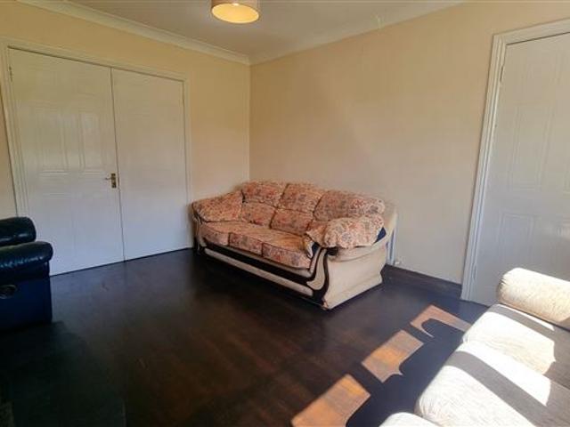 27 Grange View Lawn, Clondalkin, Dublin 22 Bohan Hyland & Associates 4705 MyHome. Ie Residential