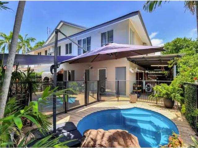 2/7 King Street, STUART PARK Townhouse for rent Listed by Lea.