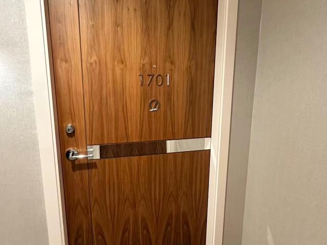 27 MCMAHON DR – SUITE 1701, Toronto