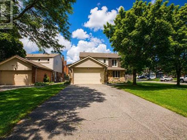 27 Madrid Crescent N, Brampton, ON, L6S 2X5 house for sale | Listing ID W13470 | Royal LePage