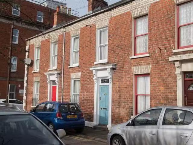 27 Malone Place